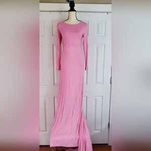 Ultra Sleek And Elegant Pink Long Sleeve Body Skimming Dress With Long Train